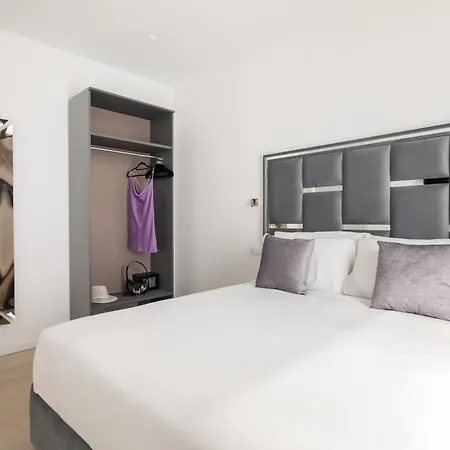 Yourhome - Aranci Prestige アパート