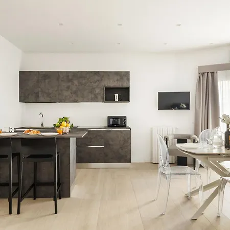 Yourhome - Aranci Prestige Apartamento